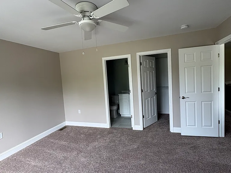 109 S Pine St — Photo 17