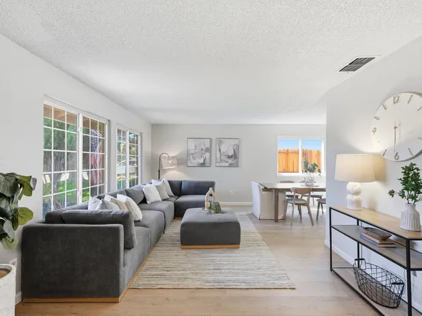 3370 Routier Rd, Sacramento, CA 95827