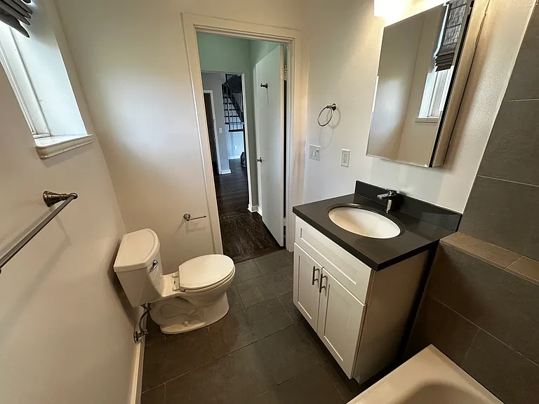 Boulevard Apartments — Photo 14