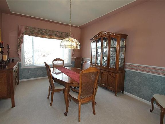 FORMAL DINING RM