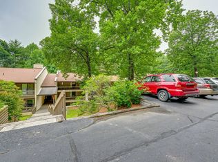Hilltop, Sapphire, NC 28774