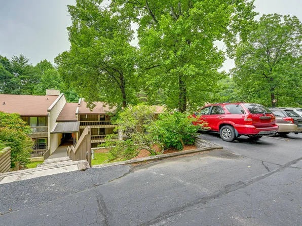 407 Overlook Road #2C, Sapphire, NC 28774