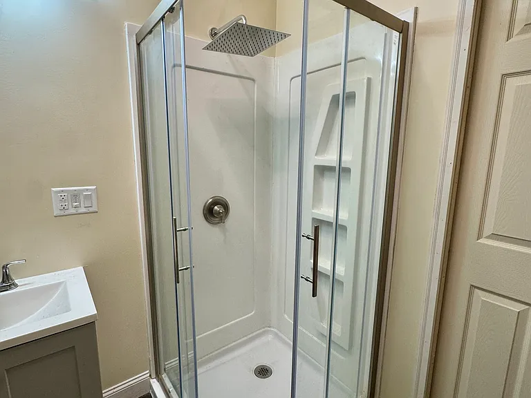 267 Oliver St #3 — Photo 10