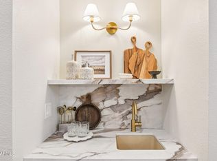 830 E Bruce Ave, Gilbert, AZ 85234