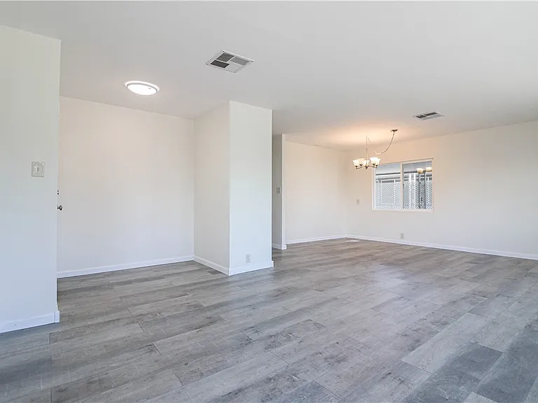 5001 W Florida Ave #129 — Photo 4