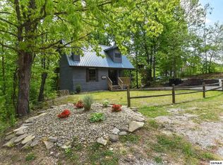 638 Oaks View Ct UNIT A-B, Pigeon Forge, TN 37863