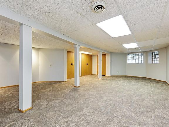5th image of 1440 W Diversey Pkwy #1