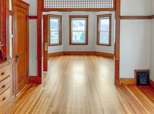 8 Wyvern St APT 2, Boston, MA 02131