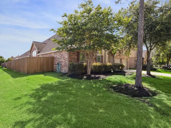 6081 Sandwell Court, League City, TX 77573