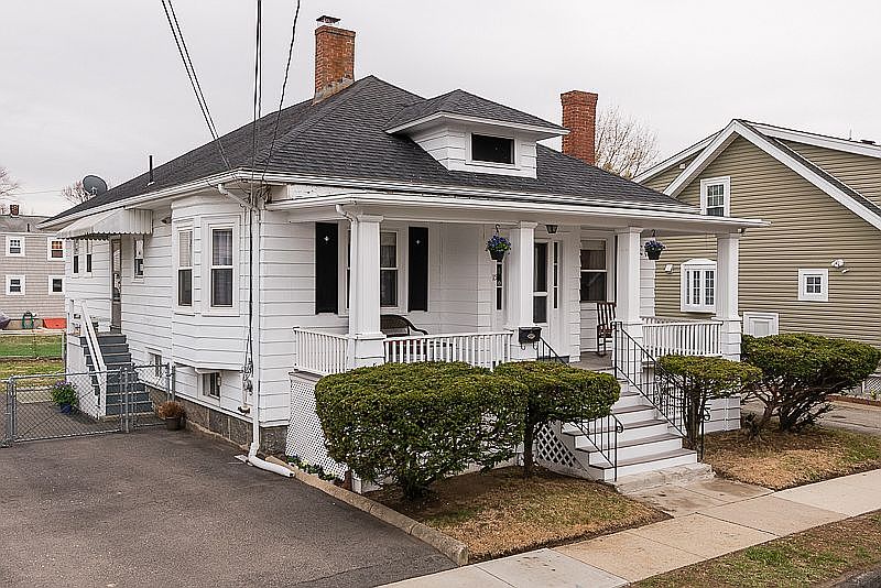 1st image of 15 Cummings Ave