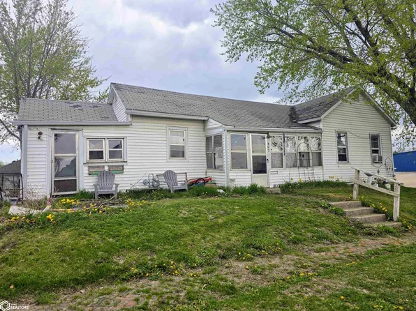 407 E Mills St, Creston, IA 50801