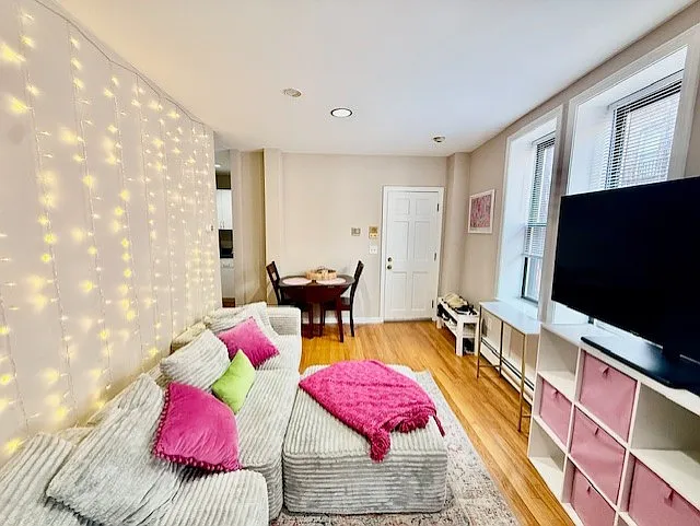 2 Thacher St #3 — Photo 11