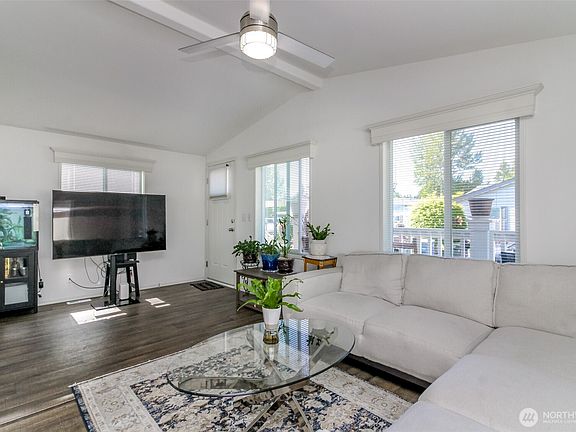 4th image of 10713 63rd St E #27