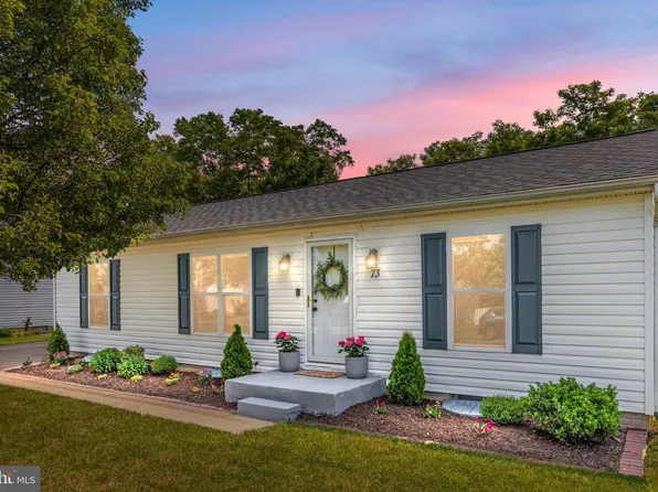 73 Cashmere Dr, Martinsburg, WV 25404