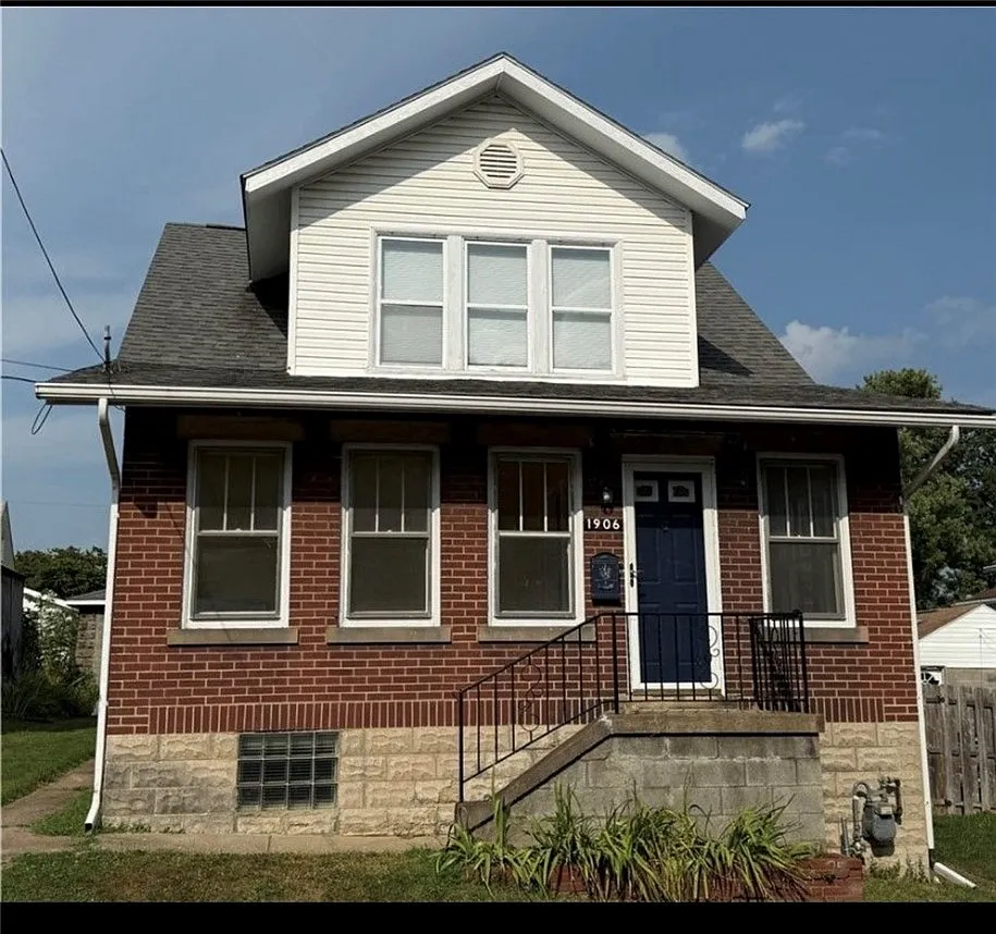 1906 Highland Ave S photo 1