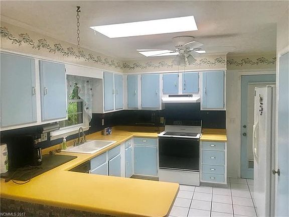 4th image of 113 Atwood Dr #29