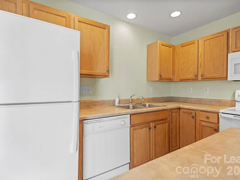 148 Mangum Cir — Photo 11