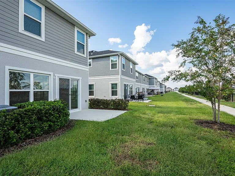 757 Stoney Point Cir — Photo 10