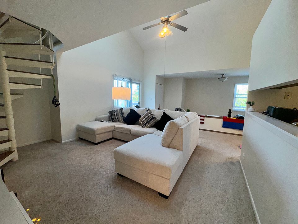 Living room with high ceiling