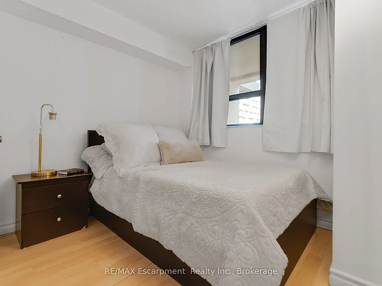 80 Saint Patrick St #820 — Photo 19