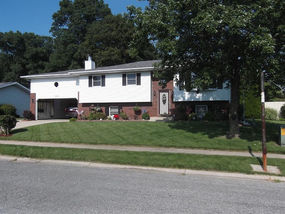 1st image of 3355 Parkside Dr