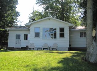 9226 Clewley Rd, Lachine, MI 49753