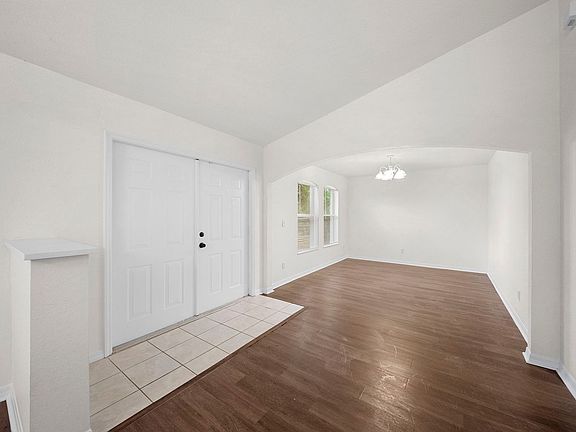 4th image of 2813 34th St W