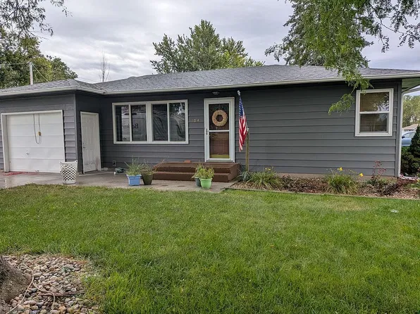 104 S 2nd St, Gilbert, IA 50105