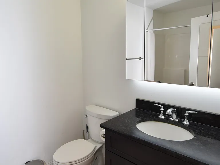 501 Old Village Cir — Photo 11