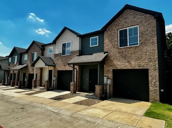 601-604 Briarwood Ln, Fort Worth, TX 76140