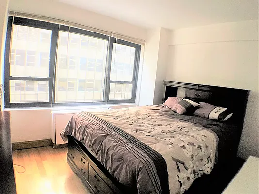 Rented by New York Cosmopolitan Realty | media 10
