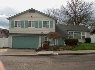 715 NW Amelia Dr, Grants Pass, OR