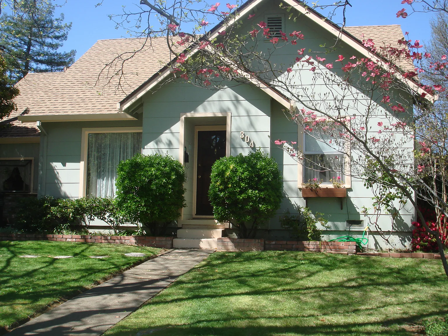 304 Mendocino Dr photo 1