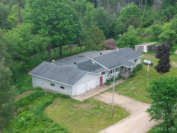 N8766 S Peter White Rd, Deerton, MI 49822