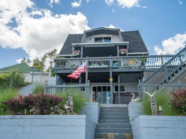 536 Garfield St, Osceola, IN 46561