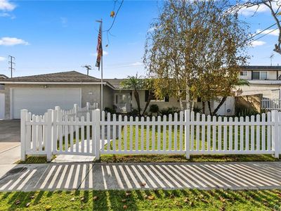 8362 Arnett Dr, Huntington Beach, CA, 92647