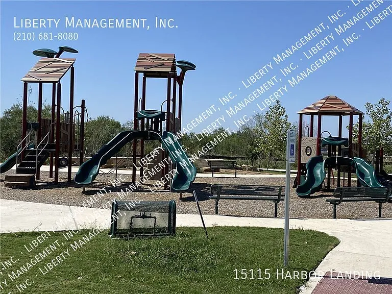 15115 Harbor Lndg — Photo 34