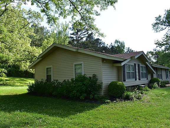 3rd image of 221 County Road 1682