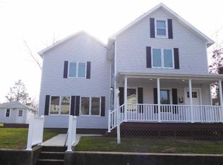 21 Maple Ave, Sea Cliff, NY 11579