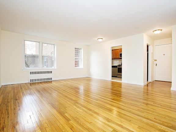 5th image of 66-33 Yellowstone Blvd APT 2G