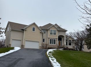 955 Osprey Blvd, Bayport, MN 55003