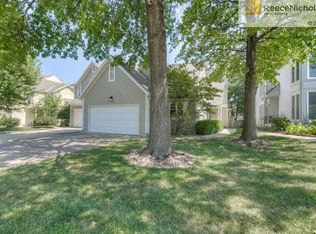11915 England St, Overland Park, KS 66213