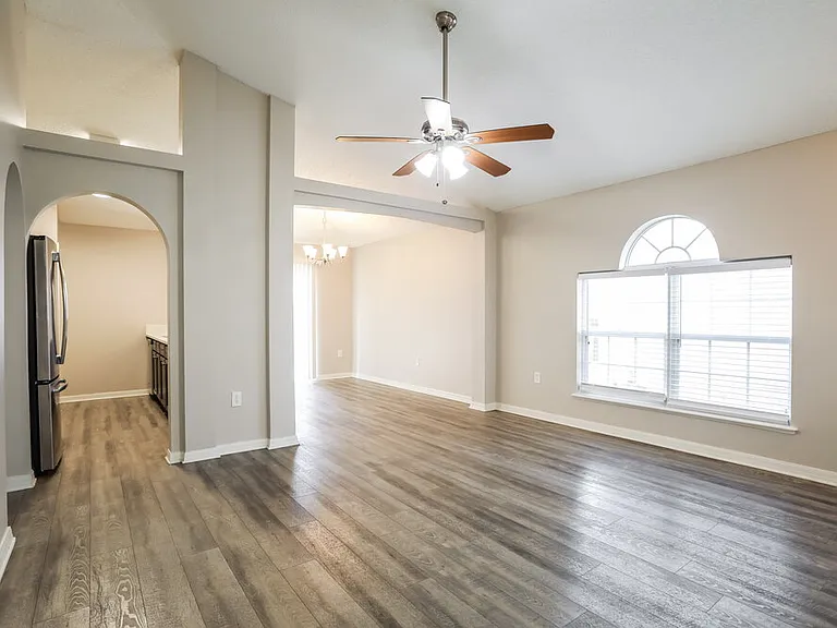 3640 Alec Dr — Photo 5