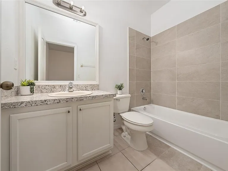 10612 Savannah Wood Dr #86 — Photo 22