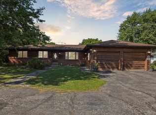 990 E Temperance Rd, Temperance, MI 48182