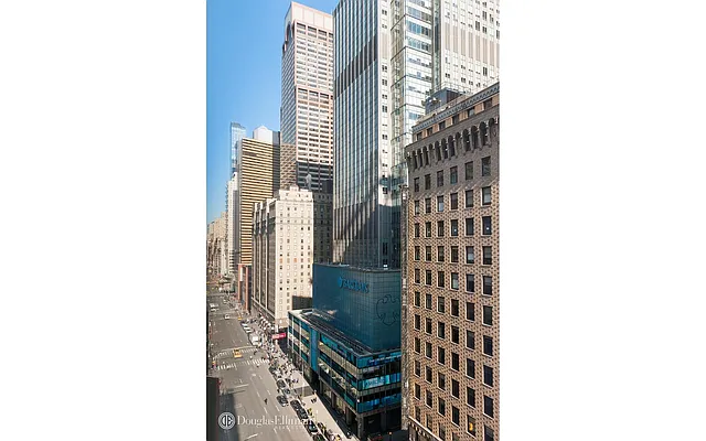 Rented by Douglas Elliman | media 34