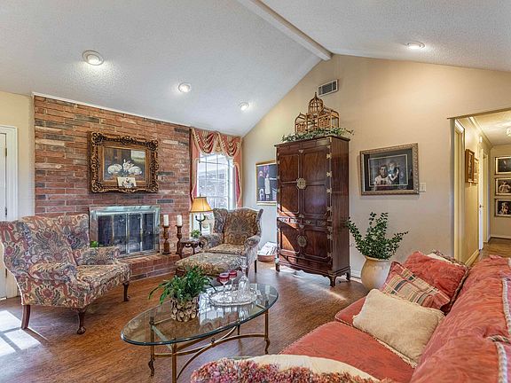 4th image of 150 Burgessville Rd