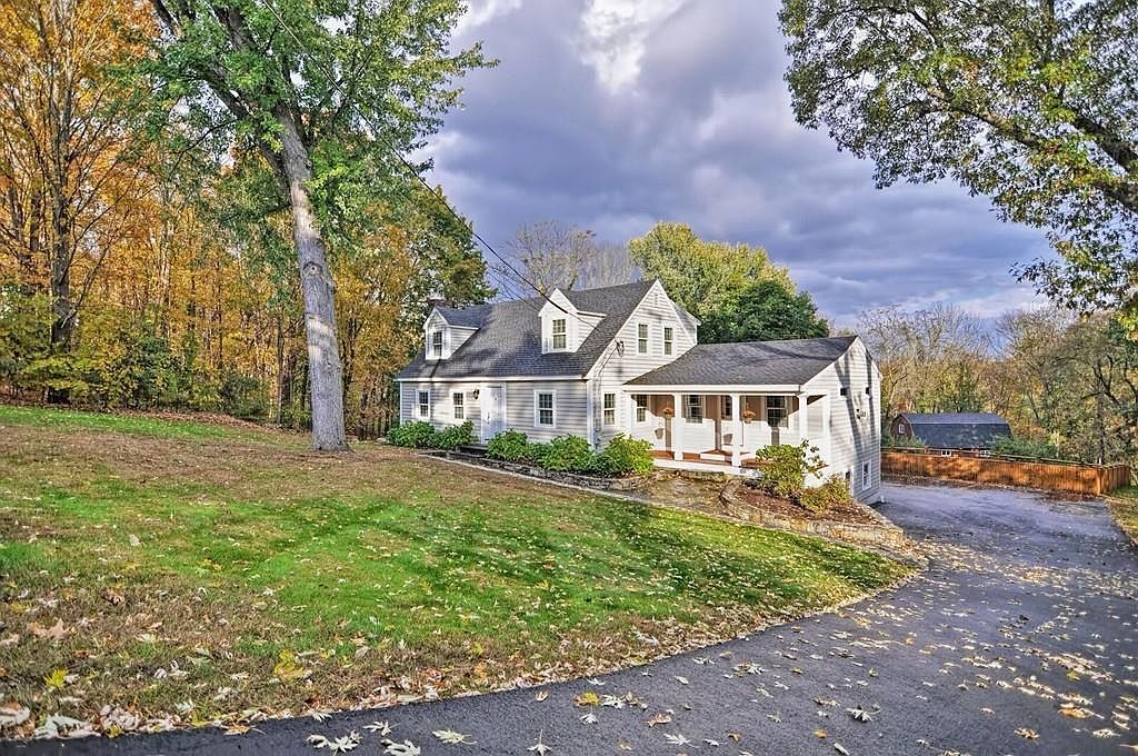568 Newtown Rd, Littleton, MA 01460 Zillow