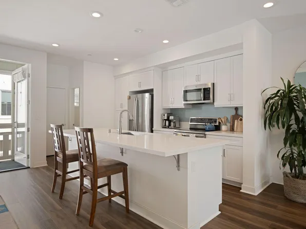 507 Bolinas Way Unit 103, Goleta, CA 93117