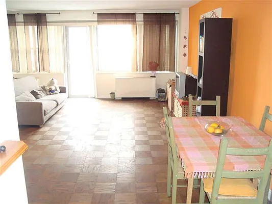 Sold by Benjamin Realty Since 1980 | media 28